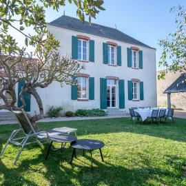 Demeure familiale de Préfailles pour 12 personnes, Hotel in Préfailles