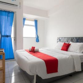 Parungtandjung में, होटल RedLiving Apartemen Gunung Putri - SIROOMS