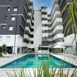 Nero D'Avorio Aparthotel & SPA, ξενοδοχείο στο Ρίμινι