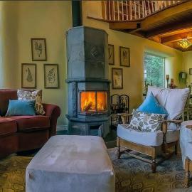 European Style Straw Bale Retreat, hotel sa Ashland