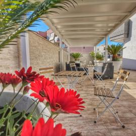 Suite 5 Monopoli, hotel din Monopoli