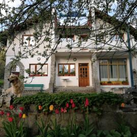 Самостоятелни стаи в къща за гости Балкан, hôtel à Ribarica
