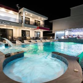 Aeonian Luxury Suites Asprovalta, Adults Only & Kids 12 Plus, khách sạn ở Asproválta