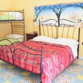 Affittacamere Sandomenico, hotel in Marina di Camerota