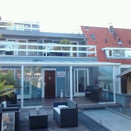 Alex Rooms, hotel din Zwanenburg