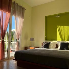 Athens Riviera: 2 bed / 3' walk from the beach, hotel in Aghia Marina