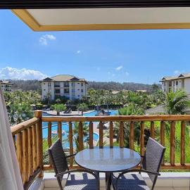 VG SUN CUMBUCO - PARAÍSO PÉ NA AREIA PARA 4 PESSOAS - COM HIDRO, SAUNA, PISCINA, COZINHA COMPLETA, PARQUINHO E WI-Fl