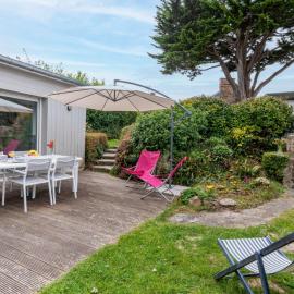 Holiday Home Le havre de paix by Interhome โรงแรมในCréances