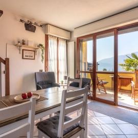 Apartment Borgo San Giulio by Interhome, отель в городе Петтенаско