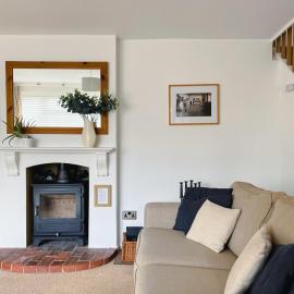 Bright & Cosy - Jacuzzi - Log Burner - King Beds, hotel in Tangmere