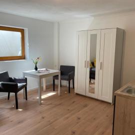 Schöne Souterrainwohnung in Seeshaupt, hotell sihtkohas Seeshaupt