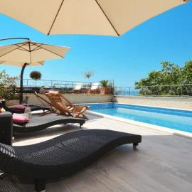 Apartments Villa Golden View, hotel a Trogir