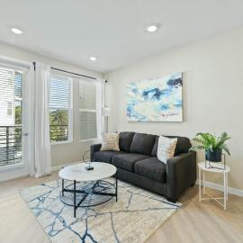 스파크스에 위치한 호텔 Sparks 1BR Water Views · Spring & Rooftop Patio