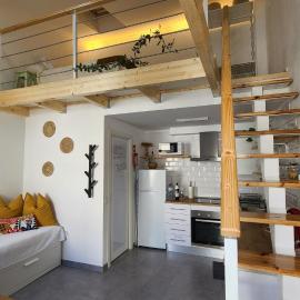 Tiny House Faro, hotel u Faru