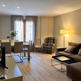 Apartamentos Casa Roldan, hotel a Benasque