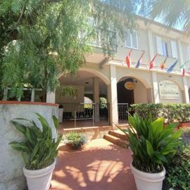 Residence La Meridiana, hotel a San Bartolomeo al Mare