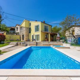Villa Ana