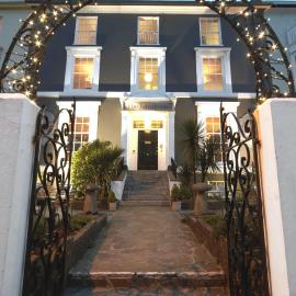 The Townhouse, khách sạn ở Falmouth