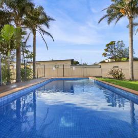 The Beaches on Lakes House - Central Coastal Stay