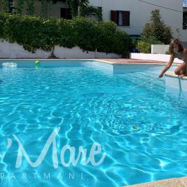 Villa A'Mare, hotel in Seget Vranjica