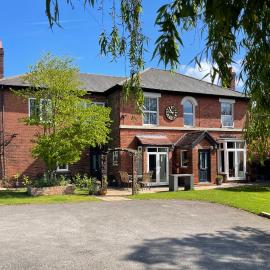 Borrowfield Lodge, hotel di Derby