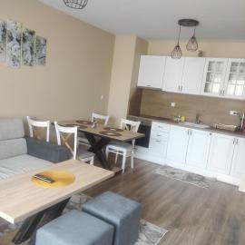 Апартамент Четири сезона 2, hotel di Velingrad