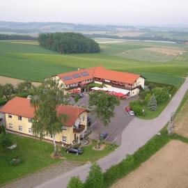 Pension Weinbauer, hotell i Hofkirchen im Traunkreis