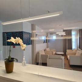 Hotel Balneario Fuentes del Trampal โรงแรมในCarmonita