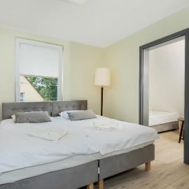 Family Holiday House VIKING - Garden, Playground & Grill by Noclegi Renters