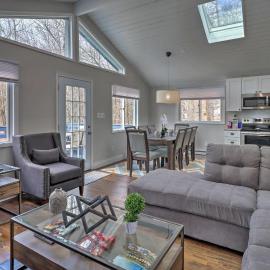 6 Mi to Camelback Slopes! Home w/ Game Room