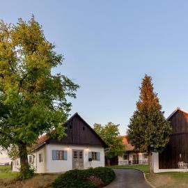Domačija Pri Momi, hotel di Križevci