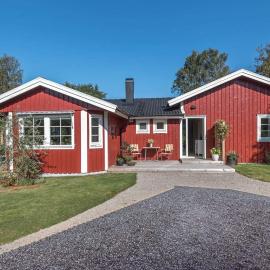Fjällbacka Villa with large garden