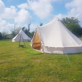 Two Jays Farm, hotel in Norwich