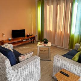 Cosy Seaview, hotel in Pointe aux Sable