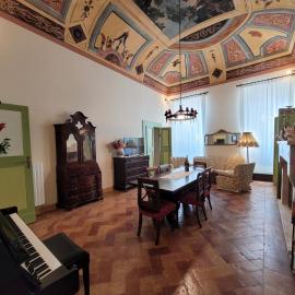Palazzo Fassitelli, hotel en Cossignano