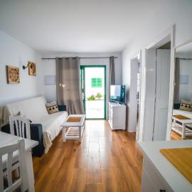 Precioso apartamento con piscina