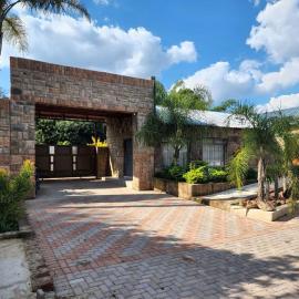 Bela Rest Resort, hotel sa Bela-Bela