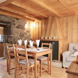 Comfortable rural cottage in ancient village in the Douro region