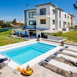 Viesnīca Dias Luxury Villa pilsētā Koskinou