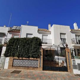 Casa adosada - Los Boliches - Fuengirola, hotel in Fuengirola