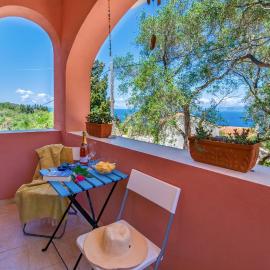 Margarita Apartments Paxos - Studio Kam、ラッカのホテル