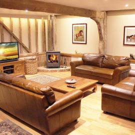 The Coach House Barn - Valley Farm, Hotel in Sudbourne
