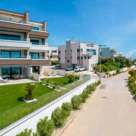Apartments Mandre II, hotel in Mandre