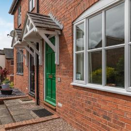 4 Aldelyme Court