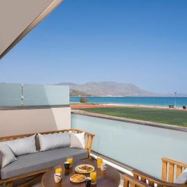 INDIGO BLUE Seaside Deluxe Apartments