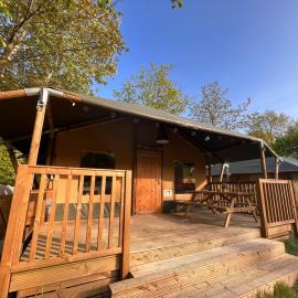 Luxe Safaritent 6 persoons op Camping Rijsterbos, hotel en Rijs