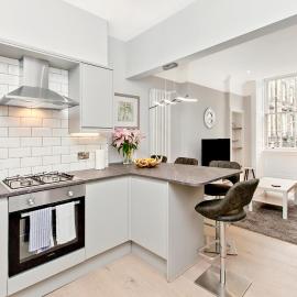 Modern & Spacious 1 Bed Apt, West End