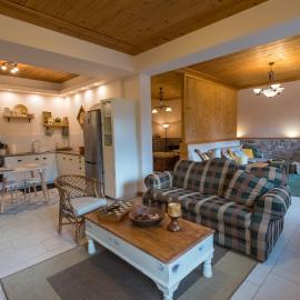 Willows Lodge, hotell i Karpenisi