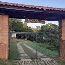 CHACARA VALE DOS SONHOS ITU Chacara de Condominio、イトゥーのホテル