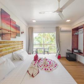 Summer inn Thoddoo – hotel w mieście Thoddoo